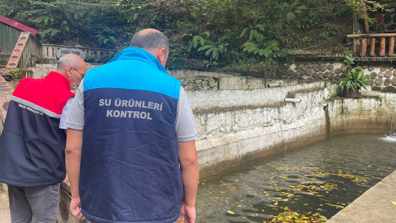 Yomra’da su ürünleri denetimi aralıksız sürüyor Yomra'da, İlçe Tarım ve Orm.an Müdürlüğü ekipleri su ürünleriyle